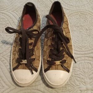 Womeñ's Coach Sneakers
